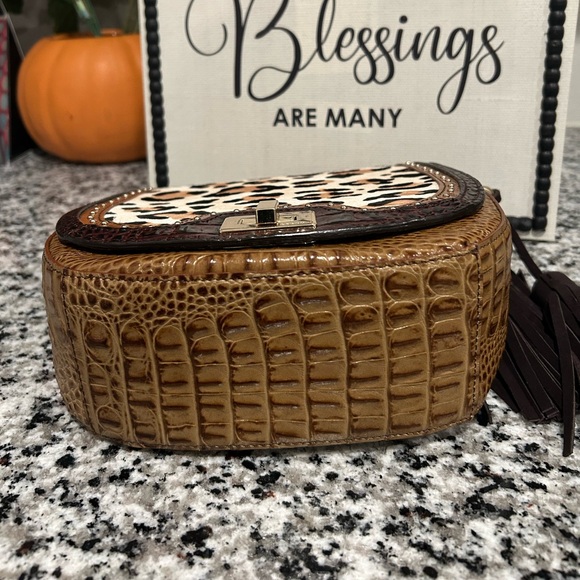 🎉🎉❤️❤️HOT PICK❤️❤️🎉🎉 Brahmin Mini Sonny Tan Capella Crossbody - Picture 7 of 10